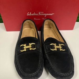 Ferragamo Black Suede Saba Loafers Size 7 Includes Box And Duster